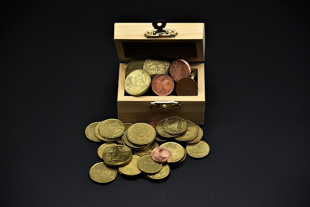 coins, cent, chest-7535356.jpg